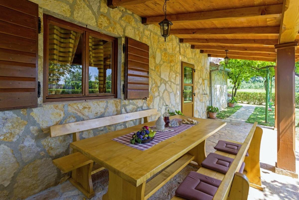 Villa Dea In Kmeti Žminj Esterno foto