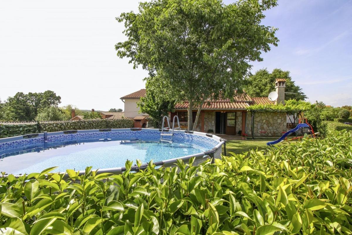 Villa Dea In Kmeti Žminj Esterno foto