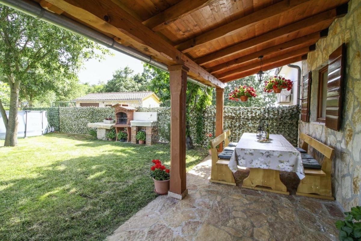 Villa Dea In Kmeti Žminj Esterno foto
